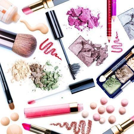 Vendez des produits de beauté et gagnez de l'argent en plus