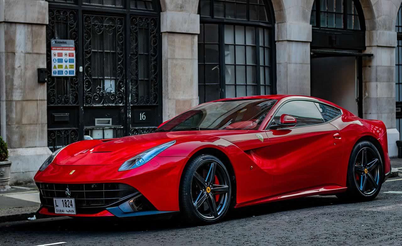 Est-ce qu'un travail à domicile peut vous payer cette Ferrari ?